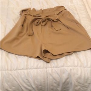 NWOT Super chic high waisted wide leg shorts.